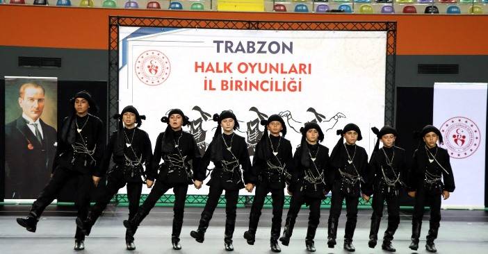 Trabzon'da horon şöleni 11